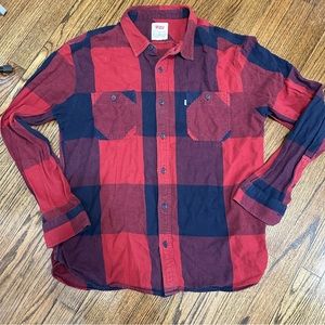 Levis Mens Red Blue Plaid Long Sleeve Button Casual Shirt Size XL‎